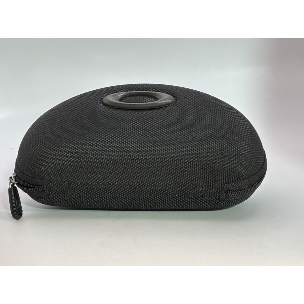 Oakley Hard Side Eyeglass/sunglass Case Black